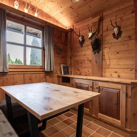 Laudegg - Luxury With Private Chalet