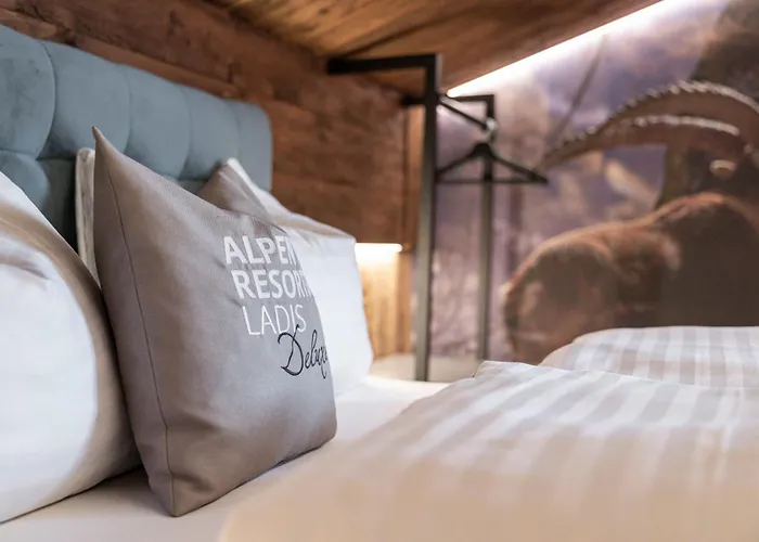 Laudegg شاليه لاديس